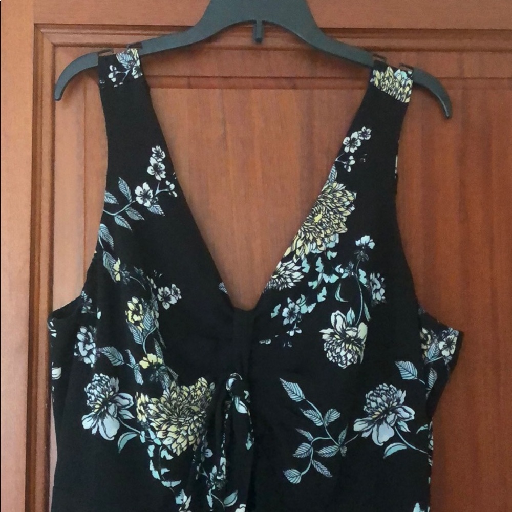 Candie’s Black Floral Jumpsuit SIZE L - Picture 2 of 6